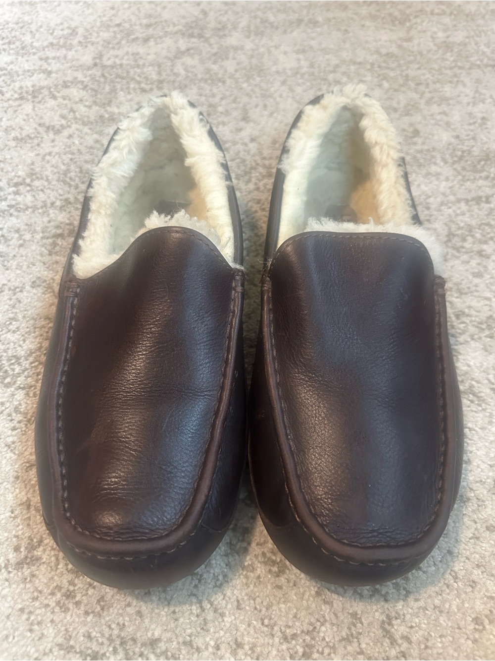UGG Ascot Men’s Leather Slippers 11